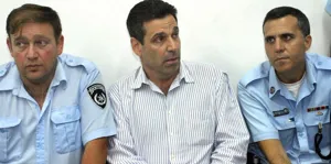 بازداشت وزیر سابق اسرائیل به ظن جاسوسی برای ایران / ادعای تماس با سفارت ایران در نیجریه و 2 بار سفر به ایران