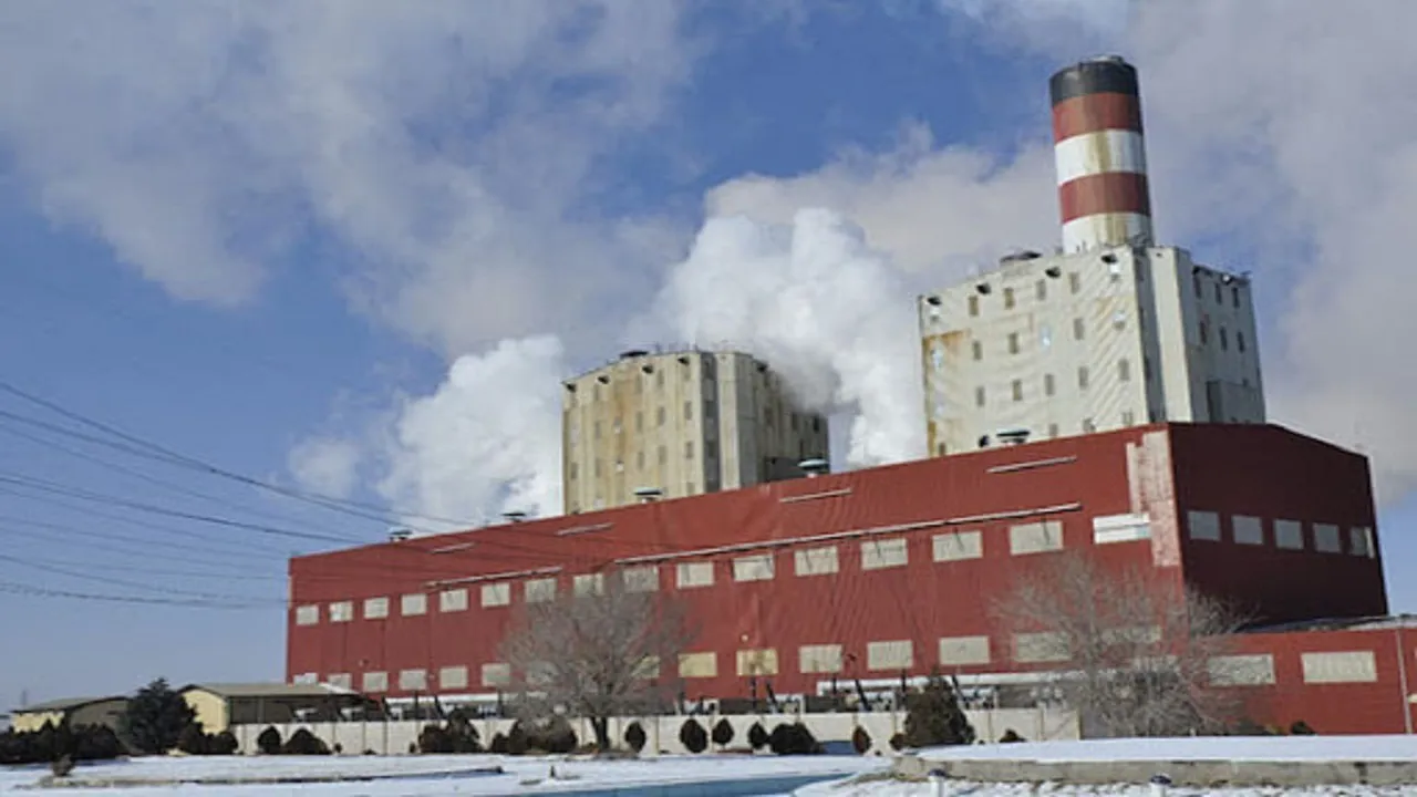 شرایط پرخطر هوا در تبریز با آلودگی سوخت مازوت