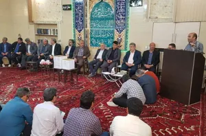 برگزاری جشن گلریزان برای پاکبان تبریزی