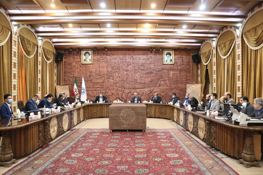 ضرورت تعیین تکلیف همسان سازی قرارداد کارکنان شهرداری تبریز