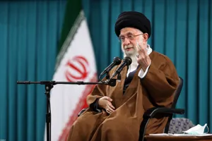 رهبر انقلاب: مداحی، موسیقی پاپ نیست/ هیأت‌ها محل پاسخ به سؤالات روز جامعه باشند