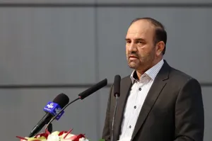 عدم مطالعه تاریخ موجب نگرانی در خصوص وضعیت کنونی و آینده می‌شود