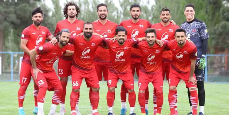 مصاف 6 امتیازی شاگردان ساغلام در مصاف با نفت/تراکتور سرعت می‌گیرد