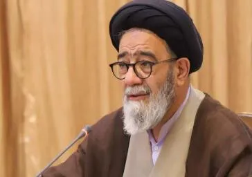 خط مقدم جنگ اقتصادی، تولید و خدمت در عرصه غذایی است