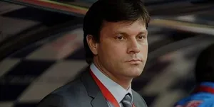 زمان وداع با تراکتور فرا رسید/حمایتم از تراکتور را قطع نمی‌کنم