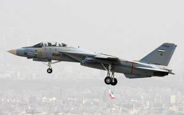 سقوط هواپیمای جنگنده F14 در اصفهان