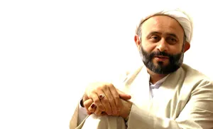 نقویان: فرهنگ را با سرهنگ نمی شود اصلاح کرد/ چرا با دخترانی که روسری سرچوب کردند،گفت و گو نکردیم؟