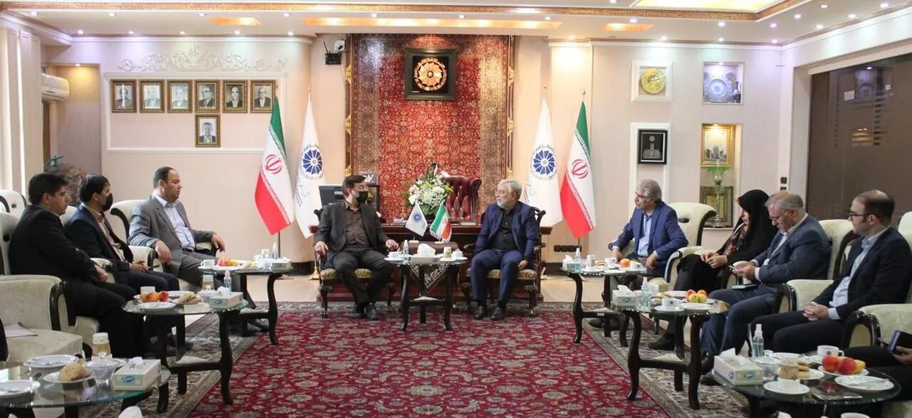 منطقه آزاد ارس باید از بن بست ترانزیتی خارج شود