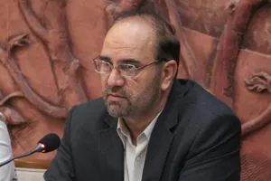 دشمنان تمام امکانات را در اختیار جریان معاند قرار داده‌اند