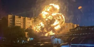 سقوط سوخو ۳۴ روسیه در منطقه‌ای مسکونی