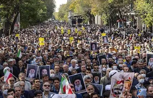 راهپیمایی نمازگزاران تبریزی در محکومیت جنایت تروریستی شیراز