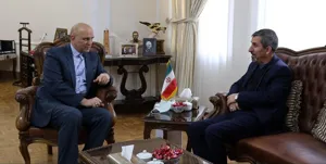 هیچ مسأله‌ای نباید مانع گسترش روابط اقتصادی و تجاری با کشورهای همسایه شود