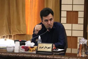 طراحی مجدد نمای میدان آذربایجان بررسی می‌شود