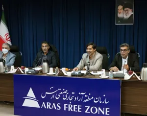 کاهش هزینه ها و تشریفات گمرکی با آغاز فعالیت مرکز حمل و نقل و بارگیری ارس