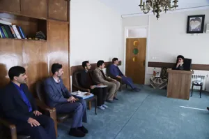 آل هاشم: اشتغال پایدار و رفاه ساکنان و بومیان منطقه آزاد اولویت باشد