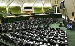 مجلس با رای 80 درصدی به قانون منع بکارگیری بازنشستگان رای داد