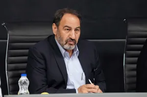 تحول و توسعه را در ارس دیدیم / برای اصلاح قوانین مناطق آزاد آماده ایم