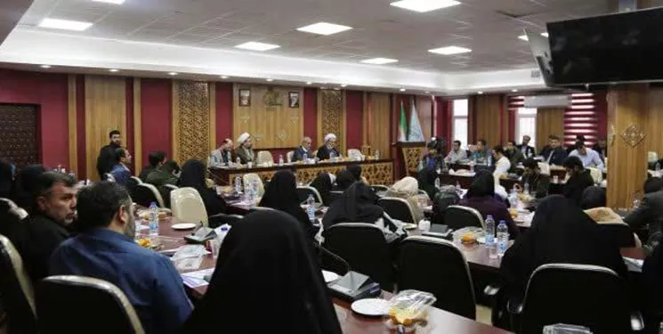 همه ما مقصر وضعیت فعلی فرهنگی کشور هستیم/ دانشجویان باید بدون توهین و فحاشی حرف خود را بگویند