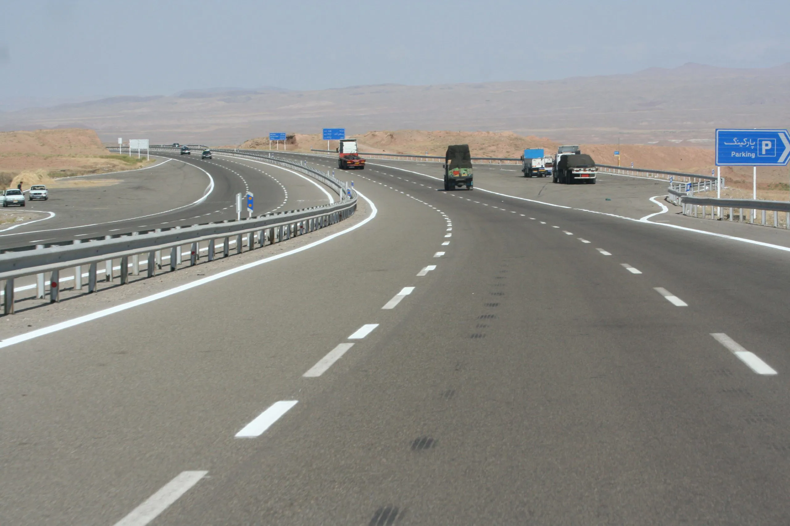 قاچاقچی مشروبات الکلی عامل پخش میخ‌های سه پر دراتوبان تبریز-زنجان