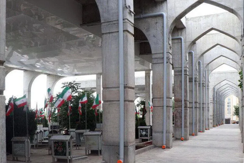 گلزارهای شهدای آذربایجان‌شرقی تا سه سال ساماندهی می‌شوند