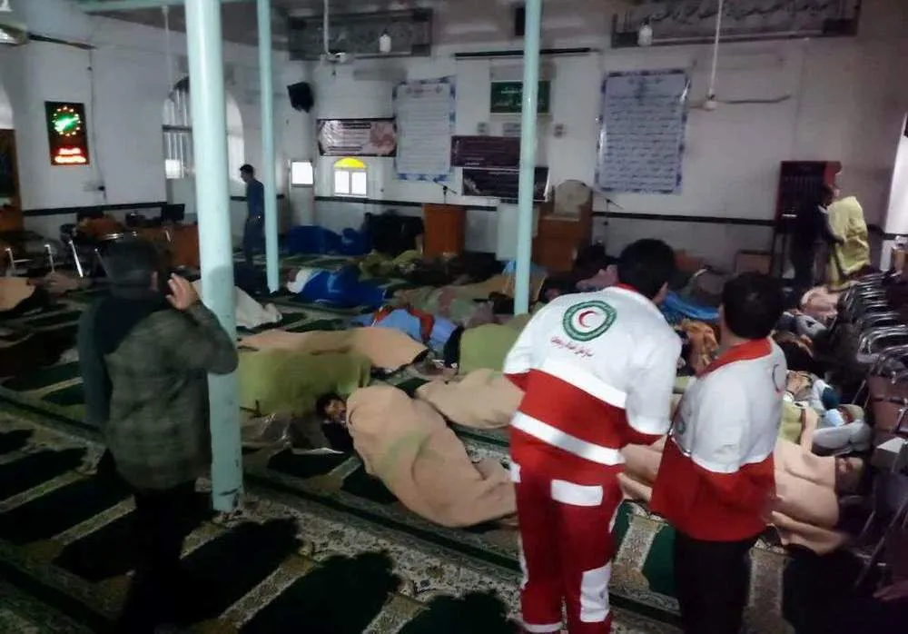 اسکان چهار هزار و ۳۳۲ نفر گرفتار در برف و سرما در مناطق مختلف کشور