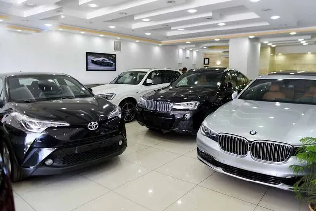 قیمت خودرو در بازار آزاد چهارشنبه ۵ بهمن ۱۴۰۱