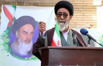راه مقابله با دشمنان، قوی شدن و قوی ماندن است