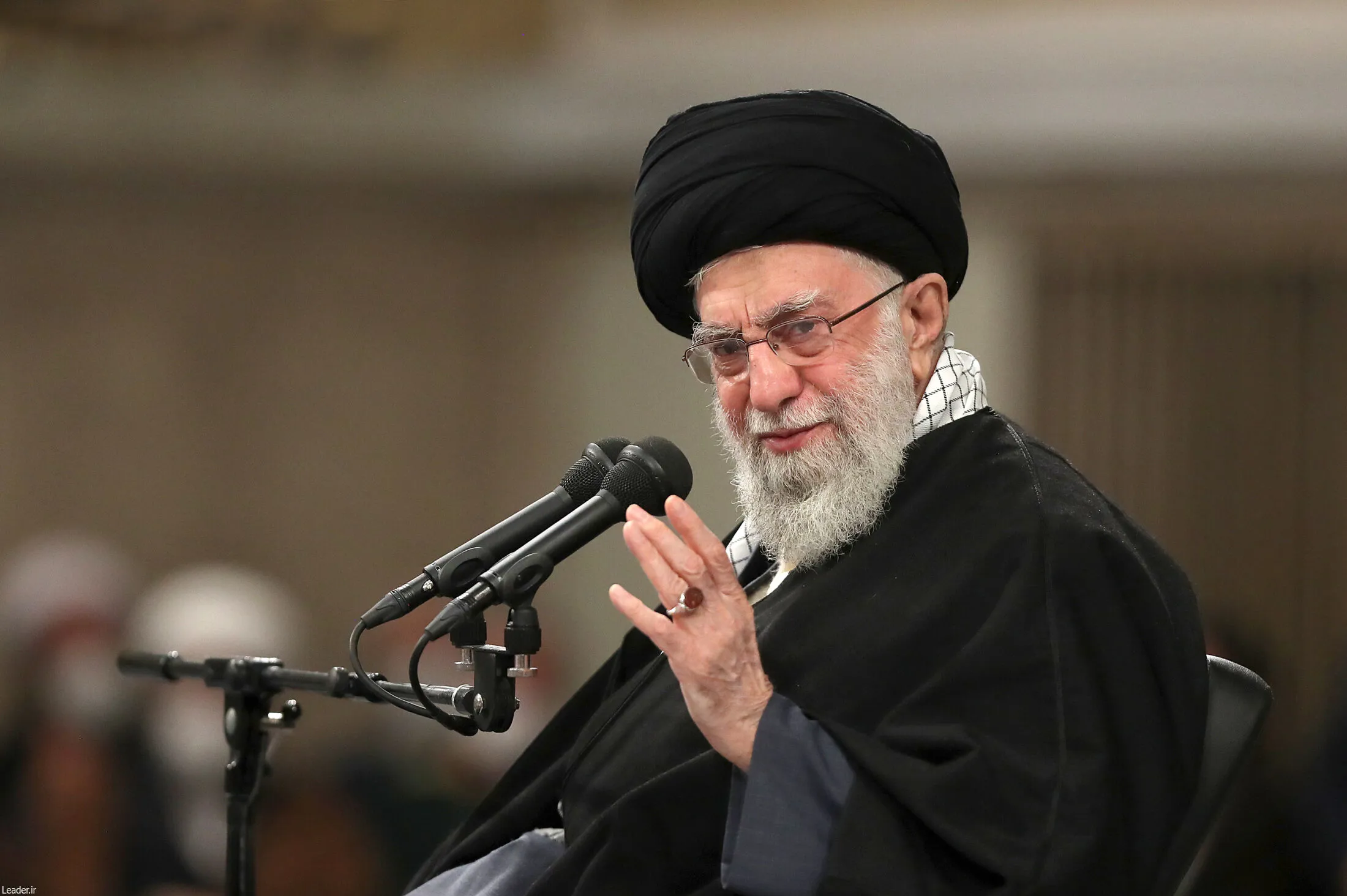 ۲۲بهمن امسال تاریخی بود، لازم می‌دانم به ملت ایران اظهار تعظیم کنم/ تبریزی‌ها قیام قم را به قیام ملی تبدیل کردند