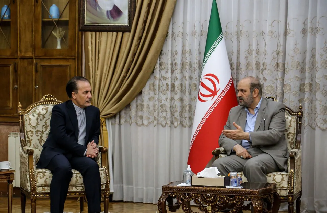 تکمیل زیرساخت‌های ارتباطی ایران به گرجستان از طریق ارمنستان/ گرجستان از اولویت‌های تجارت خارجی آذربایجان‌شرقی