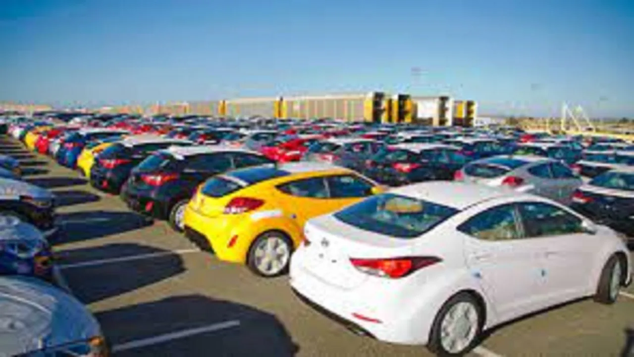 مهلت ثبت‌نام خودروهای وارداتی تمدید شد