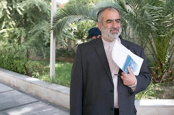 شرط مشاور رییس‌جمهور برای مذاکره با آمریکا: جنگ اقتصادی و تحریم ها را متوقف کنید