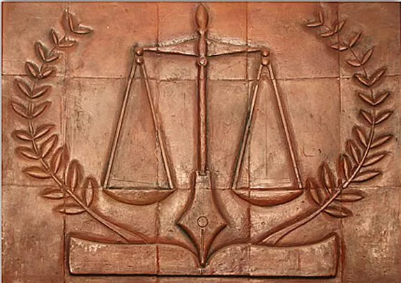 پنج درصد اسناد رسمی کشور در آذربایجان شرقی تنظیم می شود