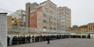 مشاوران املاک به صف شدند