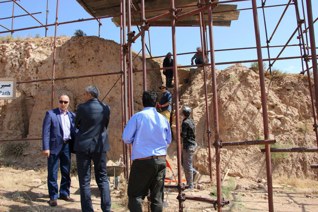آغاز فصل دوم کاوش های باستان شناختی و بازشناسی خطوط معماری مجموعه تاریخی ربع رشیدی