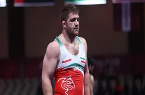 پرویز هادی به فینال کشتی بازی‌های آسیایی رسید
