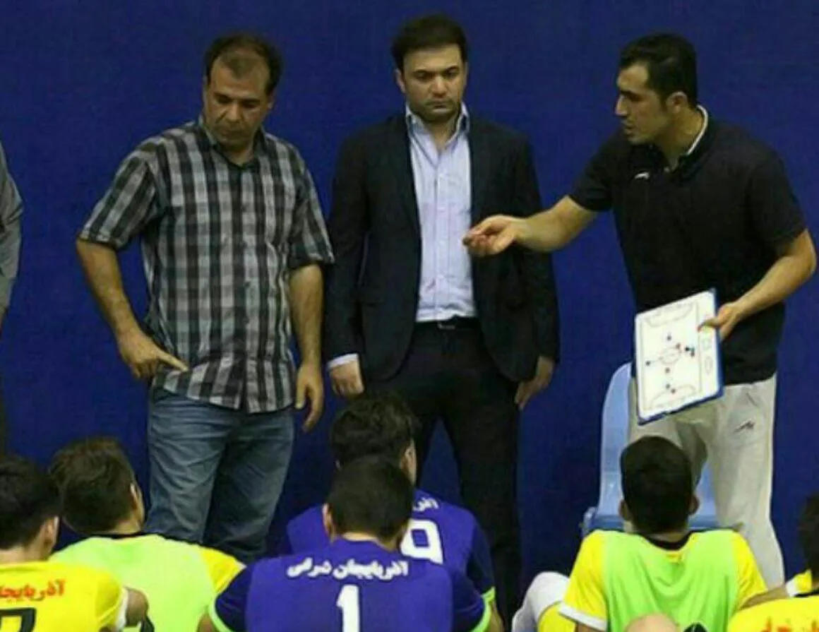 مربی جوان تبریزی سهمیه آسیای تایلند و جهانی فرانسه را برای فوتسال دانش آموزی استان آذربایجان شرقی به ارمغان آورد