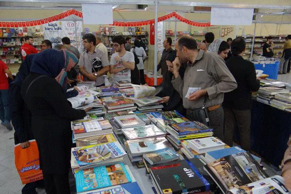 شانزدهمین نمایشگاه بین المللی کتاب تبریز گشایش یافت