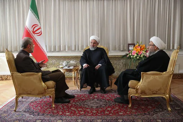 دولت اولین بسته حمایت غذایی را در ماه آبان پرداخت می‌کند
