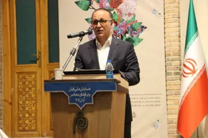 درخواست «آبدار» برای انتقال مرکز ملی فرش ایران به تبریز