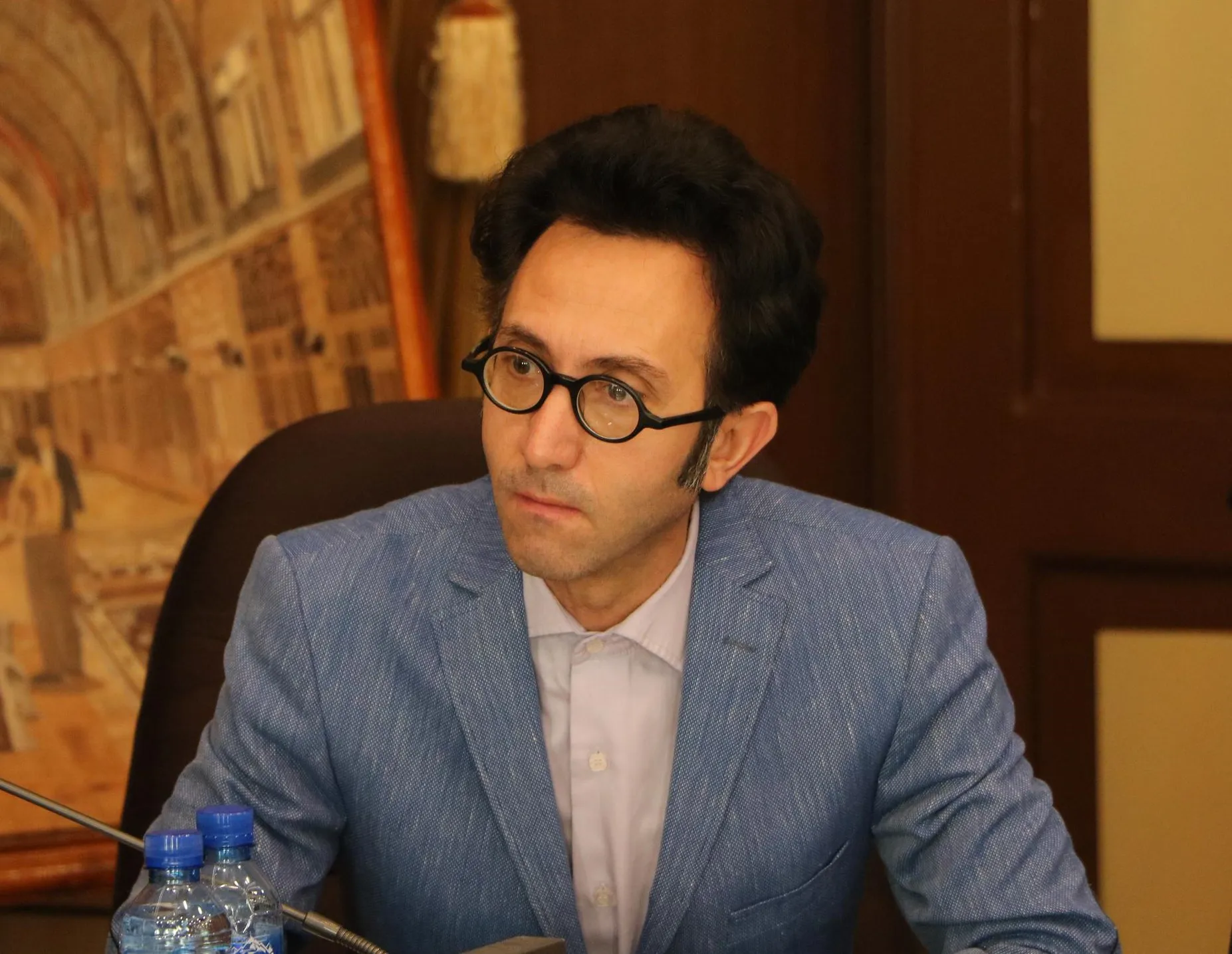 برخی مدیران شهرداری، دست روی زیردستان خود بلند می‌کنند