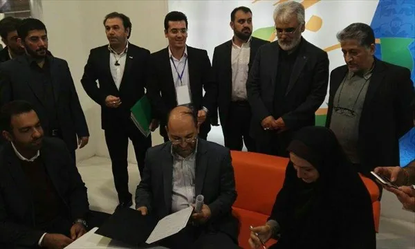 دانشگاه آزاد اسلامی تبریز ۴ تفاهم‌نامه همکاری در حوزه تجاری‌سازی محصولات فن‌بازار امضا کرد