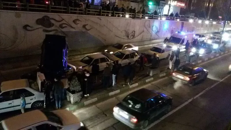 تصادف زنجیره ای در تبریز با 7 مصدوم!