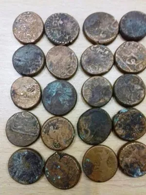 کشف سکه های تاریخی در یکی از محلات تبریز