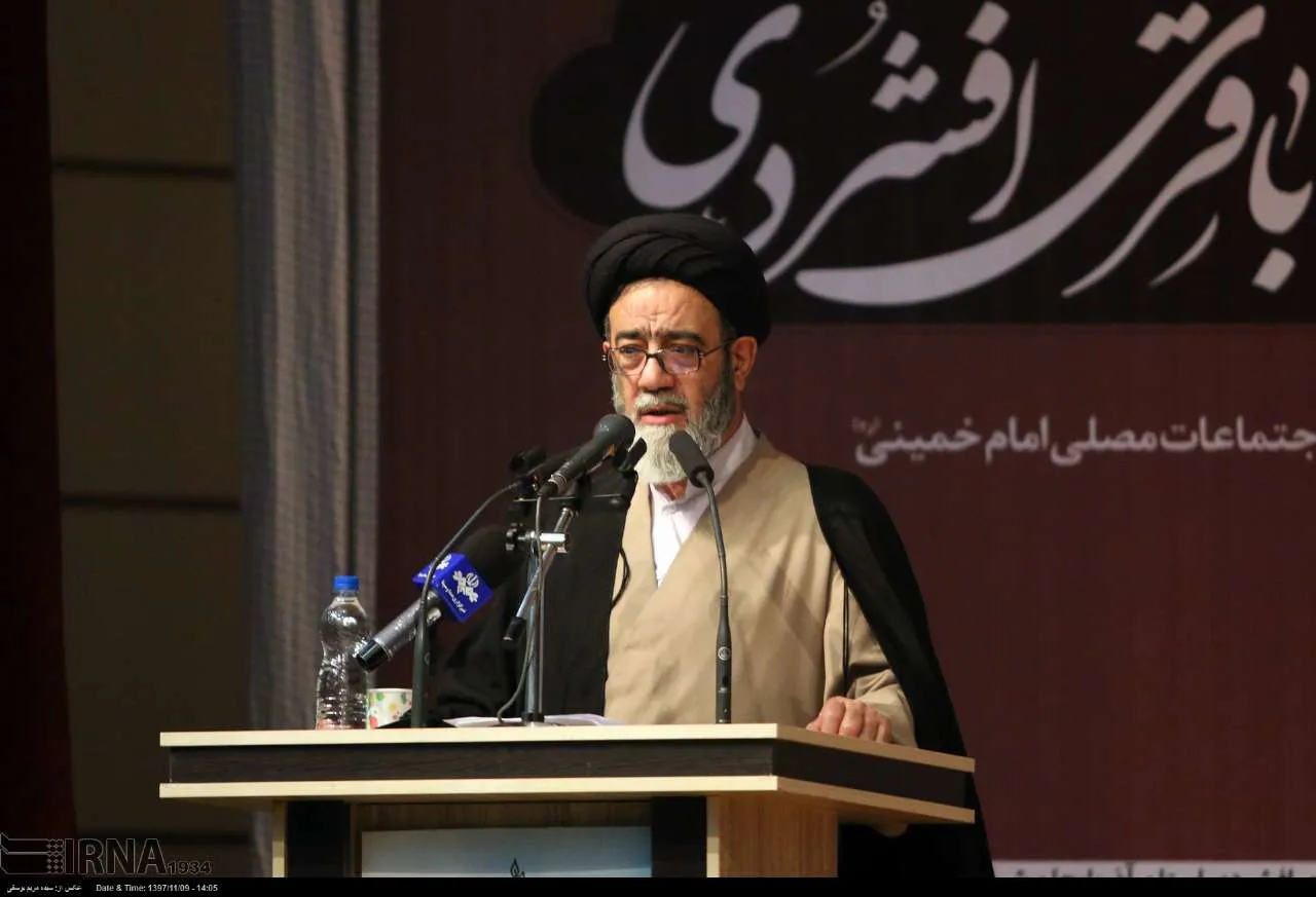 شهید باقری نابغه دفاع مقدس و از کشفیات رهبر معظم انقلاب است