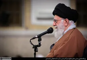 مسئولان، دوست و دشمن را بشناسند و فریب نخورند