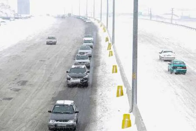 راه های آذربایجان شرقی با وجود بارش برف باز است