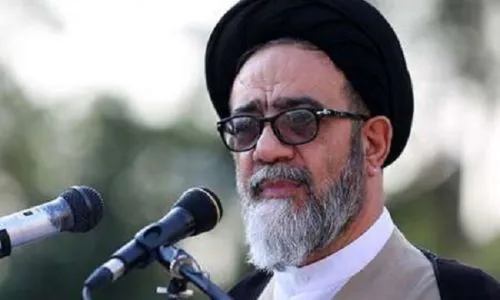 روحانیون باید دل های جوانان را به سوی خدا جذب کنند