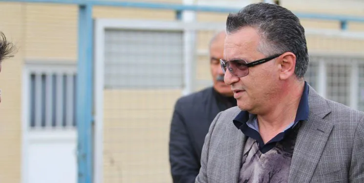 واکنش زنوزی به شکایت فروزان