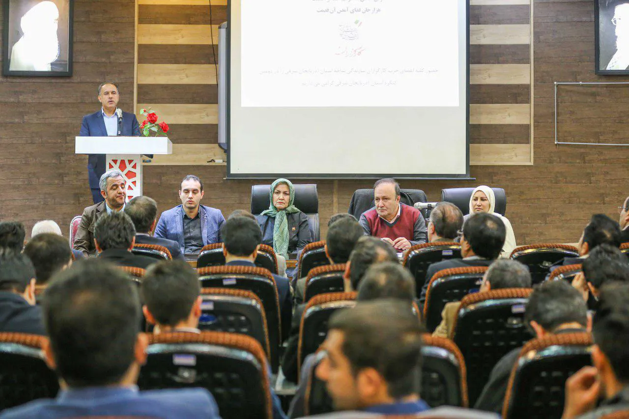 انتخابات شورای استانی حزب کارگزاران در استان آذربایجان شرقی برگزار شد