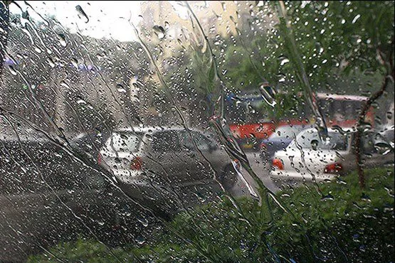 سامانه بارشی نسبتا قوی از روز جمعه وارد آذربایجان شرقی می شود